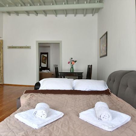 16Thcentury Apartment Parikia  Exterior photo